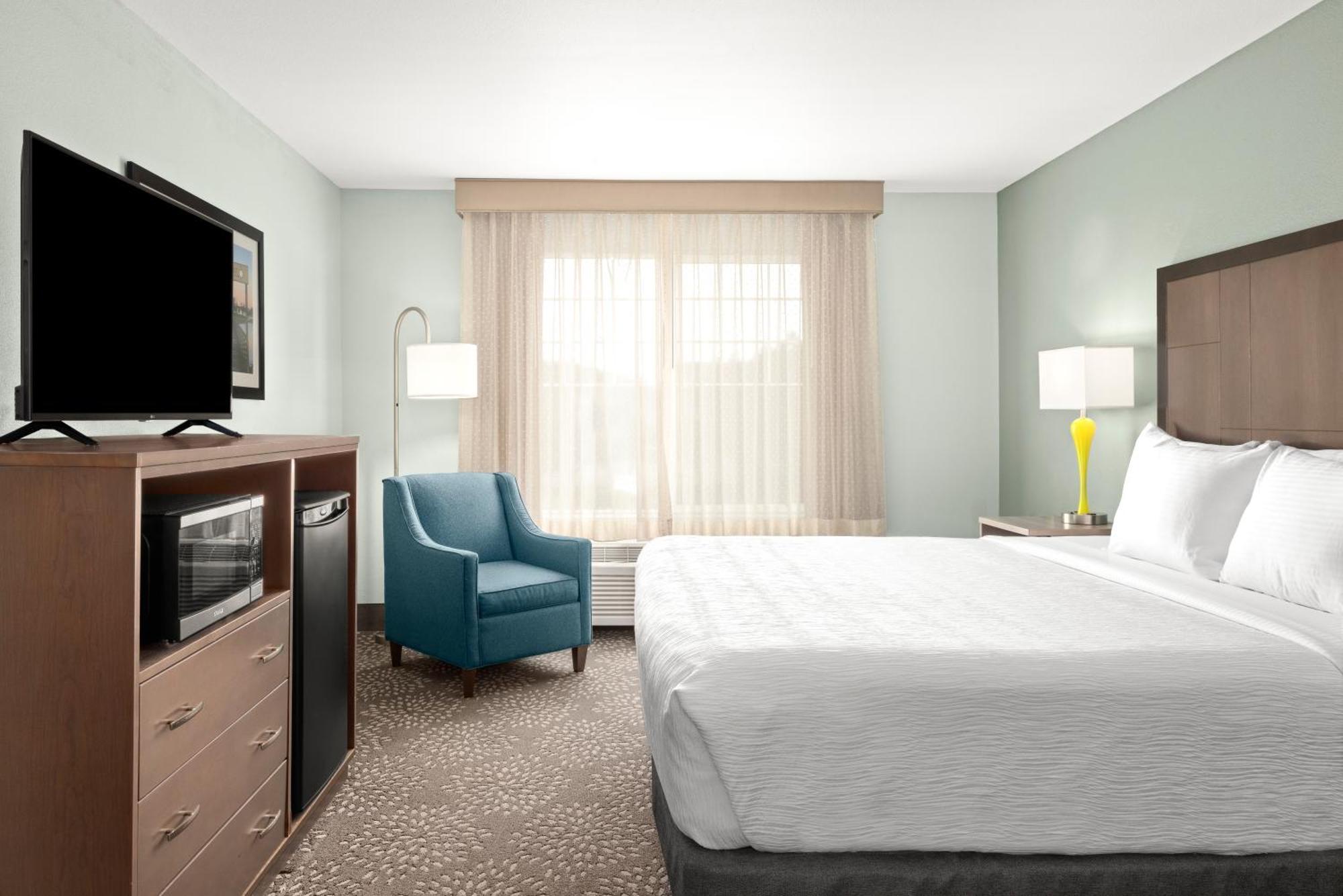 La Quinta By Wyndham Newport Exterior foto