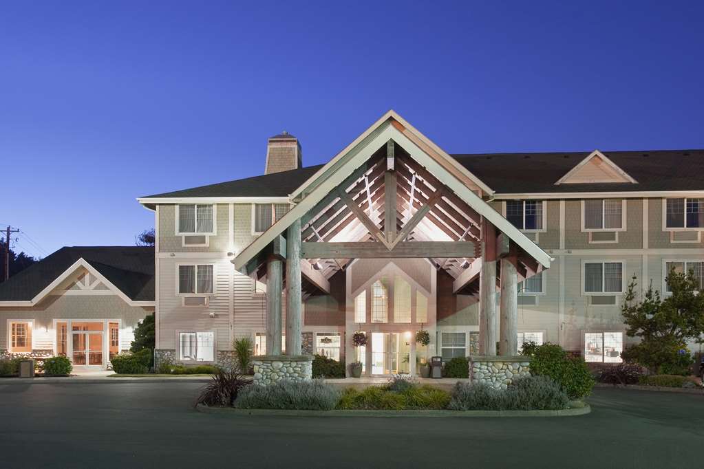 La Quinta By Wyndham Newport Exterior foto